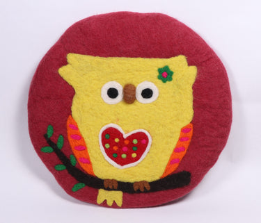 Owl designed felt cushion